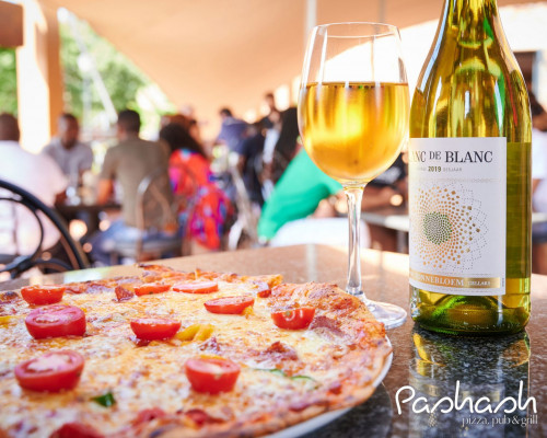 Saturday Special - Pizza & Wine