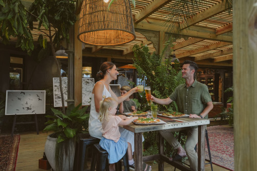 Simon's Bar Midweek Pizza Special