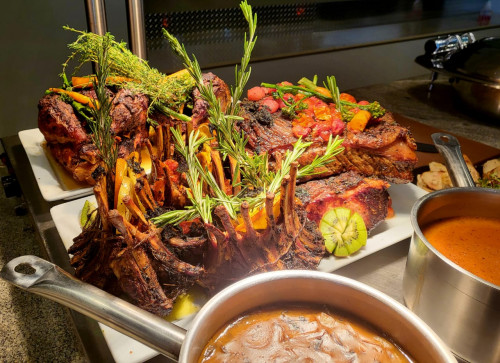 Sunday Lunch At The Fairway Hotel, Spa & Golf Resort