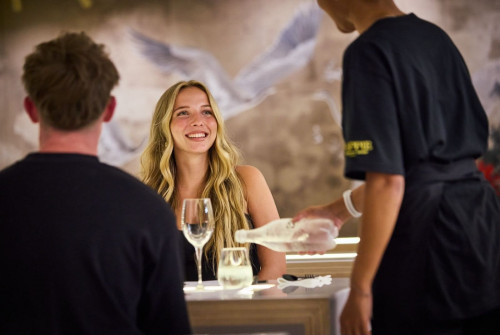 Date Lunch/Night for 2 guests - R700