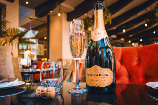 Triple B - Bottomless Bubbles Brunch - Saturdays & Sundays