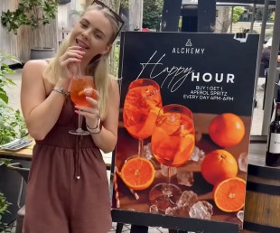 Aperol Spritz - Happy Hour!