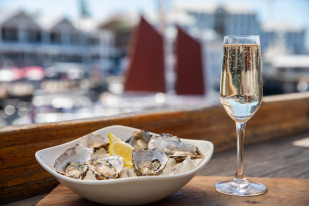 Quay Four Oysters & Bubbly Special
