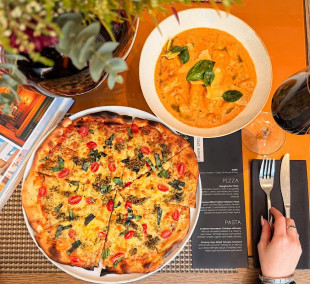 Pizza, pasta and wine for just R295
