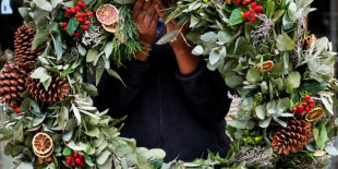 Wreaths, Fragrance & Champagne